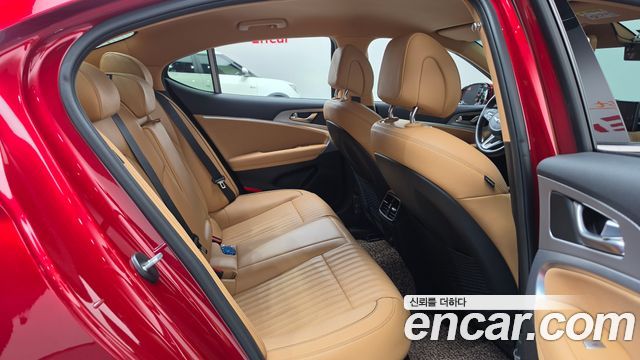Genesis G70 2021 — photo 17