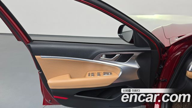 Genesis G70 2021 — photo 14
