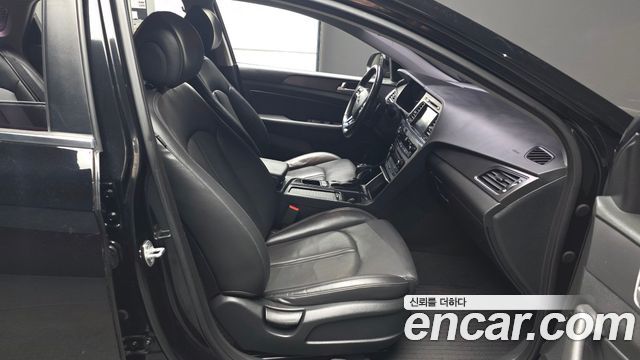 Hyundai Sonata 2017 — photo 11