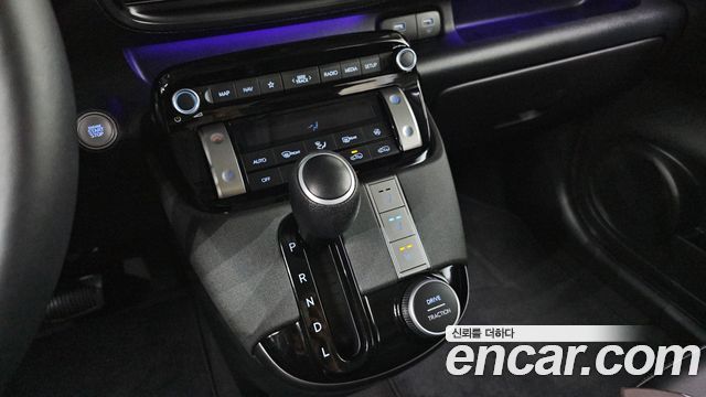 Hyundai Casper 2023 — photo 12