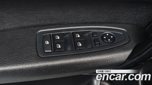 BMW 1-Series 2014 — photo 12