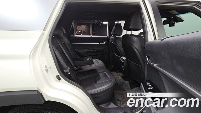 KG Mobility Torres 2024 — photo 18