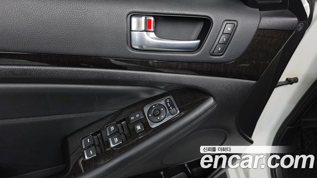 Kia K7 2013 — photo 11