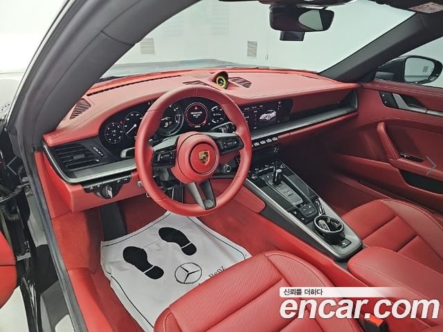 Porsche 911 2023 — photo 7