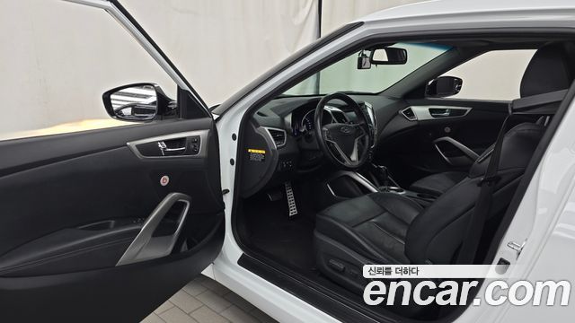 Hyundai Veloster 2015 — photo 13
