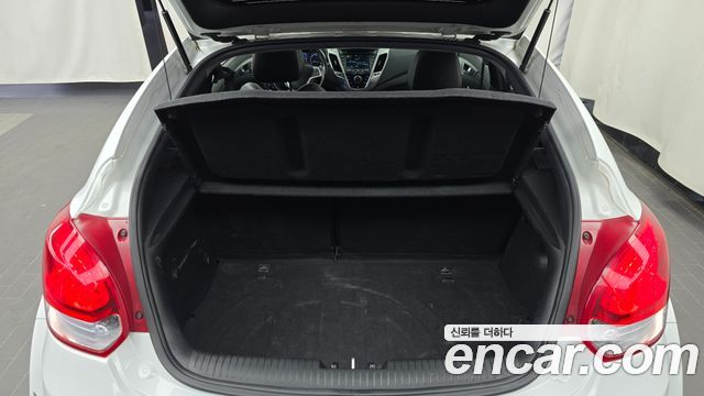 Hyundai Veloster 2015 — photo 24