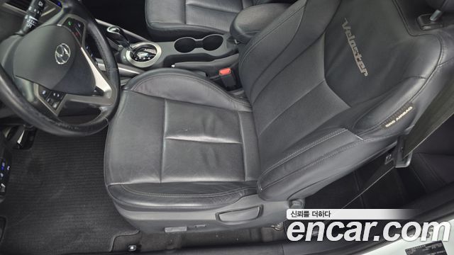 Hyundai Veloster 2015 — photo 25