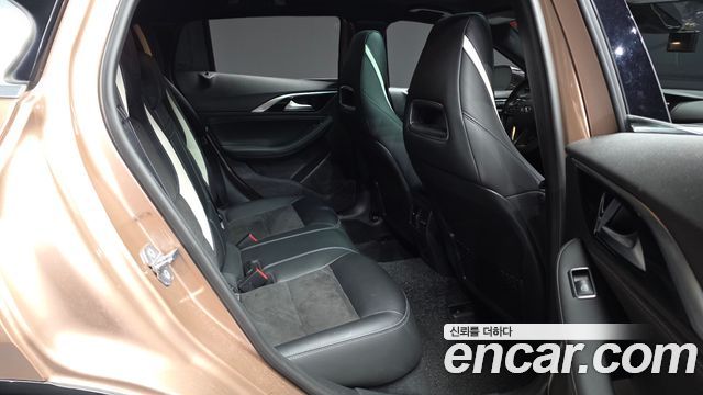 Infiniti Q30 2018 — photo 12