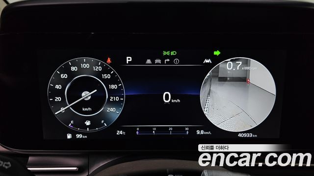Kia Canival 2023 — photo 8