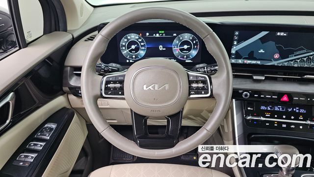 Kia Canival 2023 — photo 14