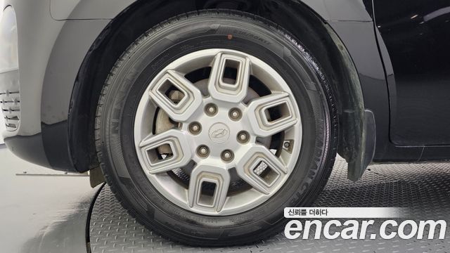 Hyundai Staria 2022 — photo 5