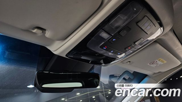 Hyundai Staria 2022 — photo 14