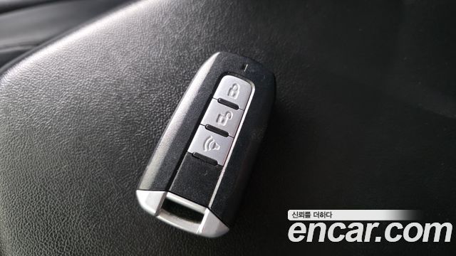 KG Mobility KORANDO 2017 — photo 31