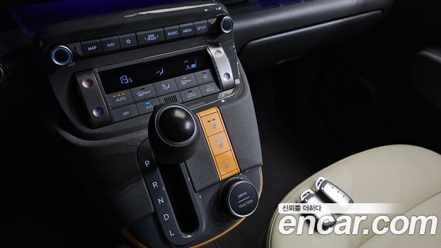 Hyundai Casper 2023 — photo 12