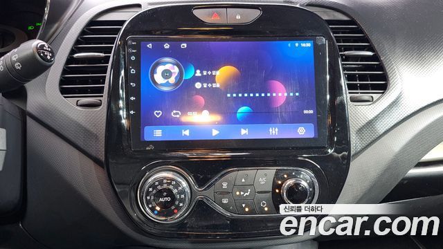 Renault Korea QM3 2016 — photo 14