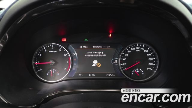 Kia Seltos 2023 — photo 11