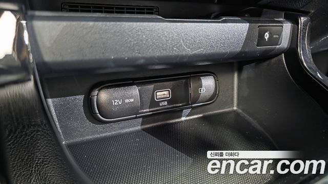 Kia Seltos 2023 — photo 19