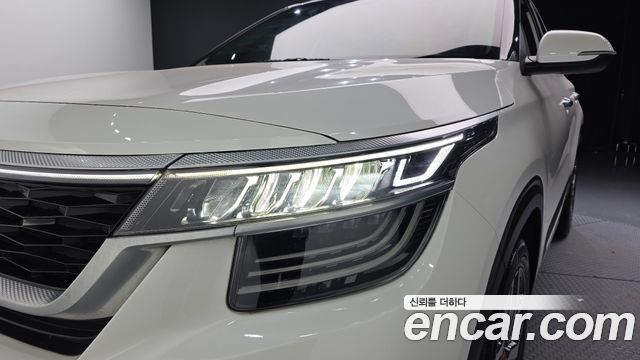 Kia Seltos 2023 — photo 8