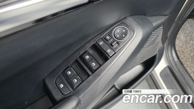 Kia Seltos 2023 — photo 35