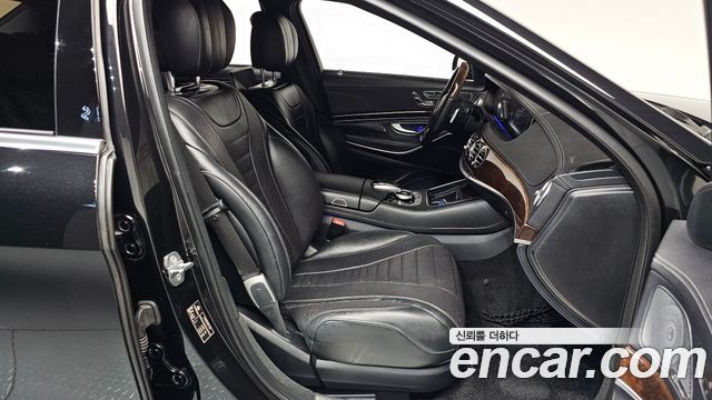 Mercedes-Benz S-Class 2019 — photo 16