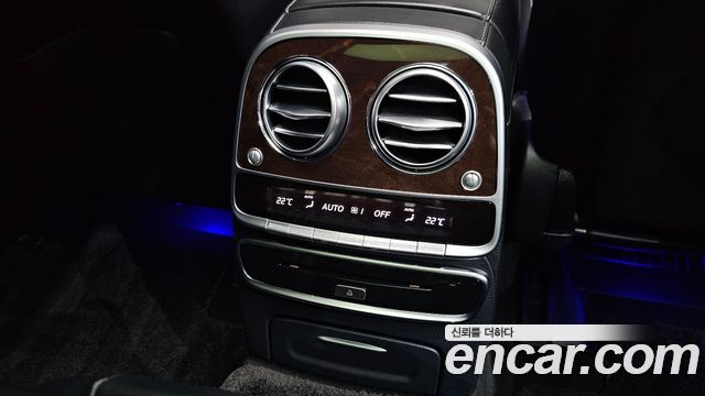 Mercedes-Benz S-Class 2019 — photo 30