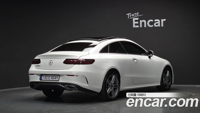 Mercedes-Benz E-Class 2019 — photo 2