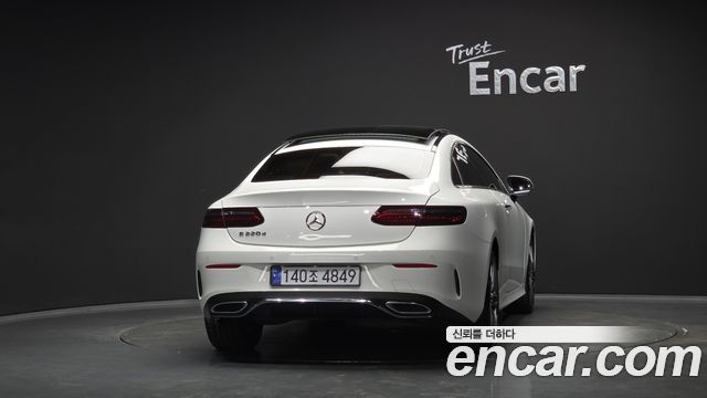 Mercedes-Benz E-Class 2019 — photo 4