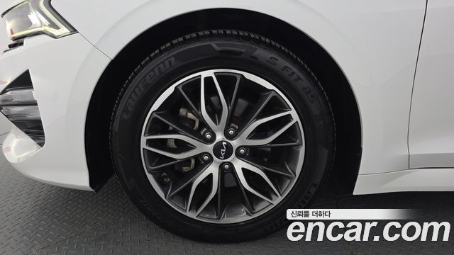 Kia K5 2022 — photo 5