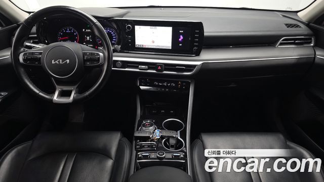 Kia K5 2022 — photo 10