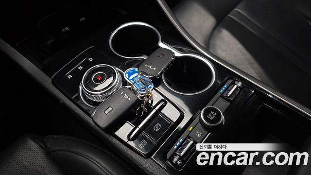 Kia K5 2022 — photo 12