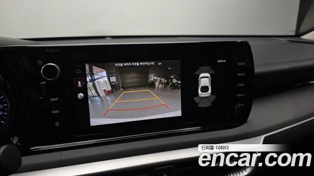 Kia K5 2022 — photo 22
