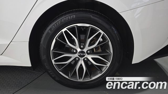 Kia K5 2022 — photo 7