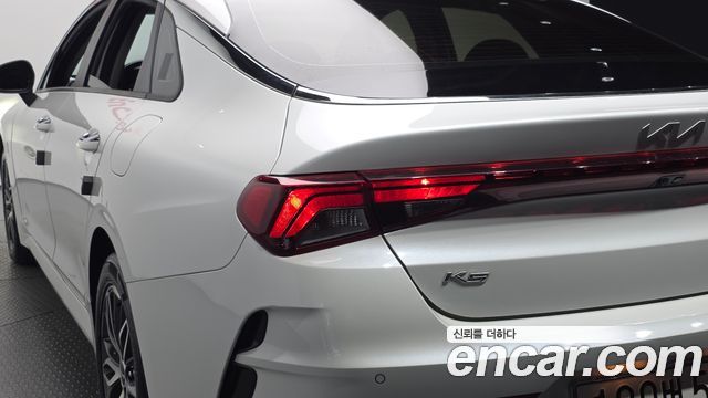 Kia K5 2022 — photo 9