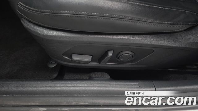 Kia K5 2022 — photo 33
