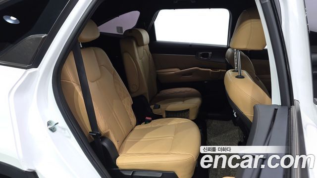 Kia Sorento 2023 — photo 11