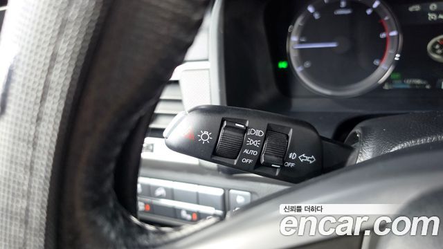 KG Mobility Rexton 2019 — photo 33