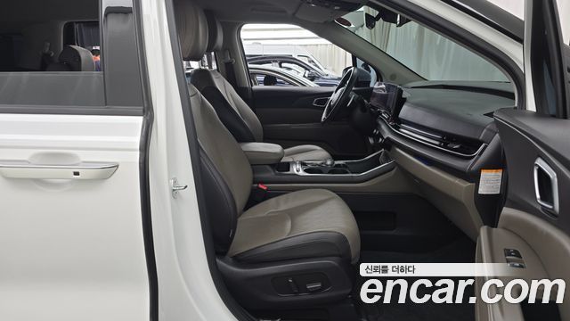 Kia Canival 2024 — photo 16
