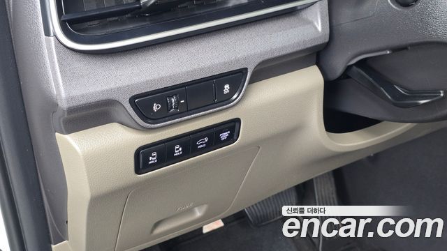 Kia Canival 2024 — photo 27