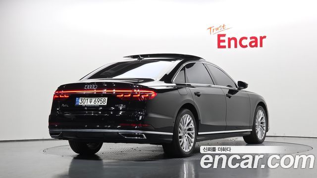 Audi A8 2020 — photo 2