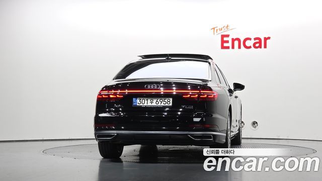 Audi A8 2020 — photo 4