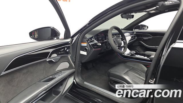 Audi A8 2020 — photo 10