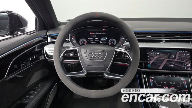 Audi A8 2020 — photo 13