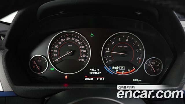BMW 3-Series 2017 — photo 8