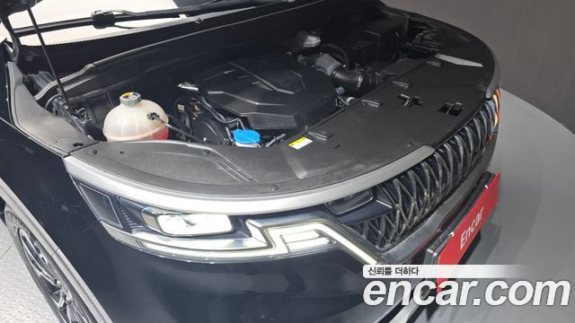 Kia Canival 2023 — photo 6