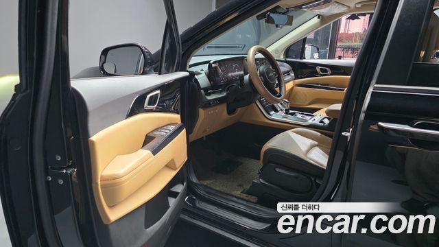 Kia Canival 2023 — photo 10