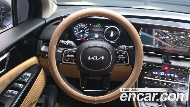 Kia Canival 2023 — photo 13