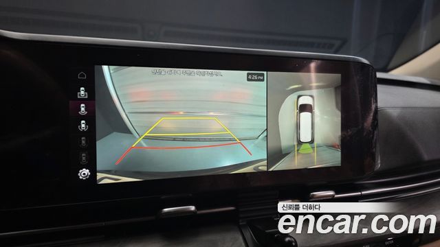Kia Canival 2023 — photo 16