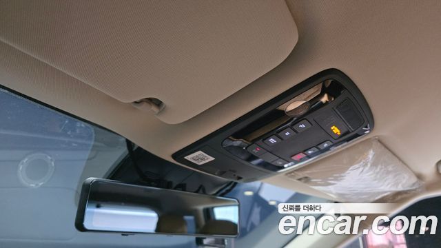 Kia Canival 2023 — photo 18