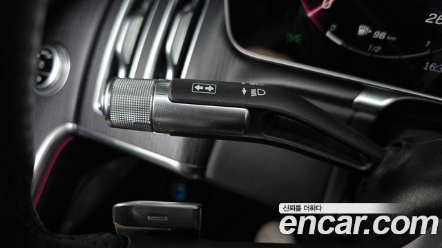 Mercedes-Benz S-Class 2022 — photo 32