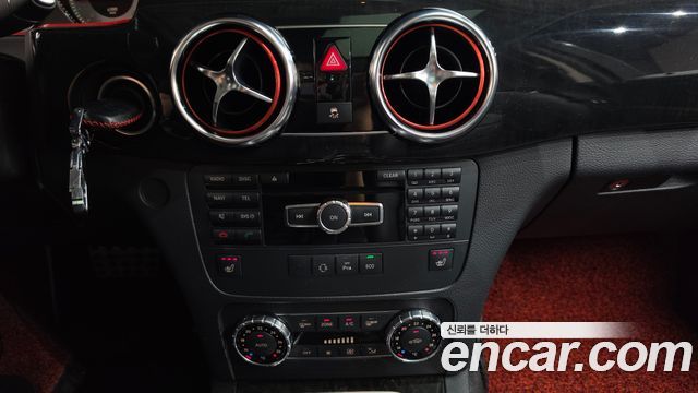 Mercedes-Benz GLK-Class 2013 — photo 16